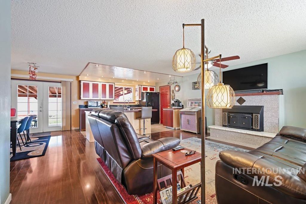 Photo of 1304 S Holly Street, Caldwell, ID 83686 (MLS # 98975061)