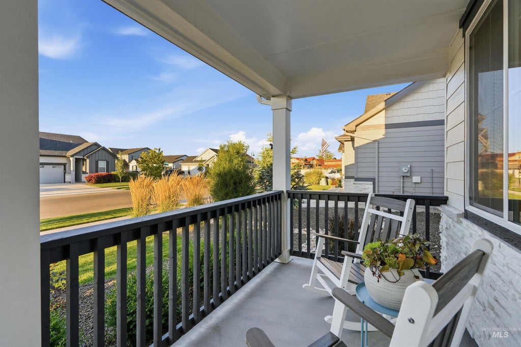 Photo of 11175 W Soaring Hawk Street, Star, ID 83669 (MLS # 99000294)