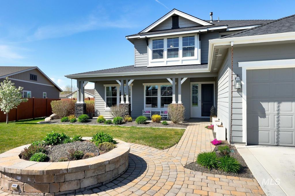 Photo of 2097 N World Cup Way, Eagle, ID 83616 (MLS # 98980999)