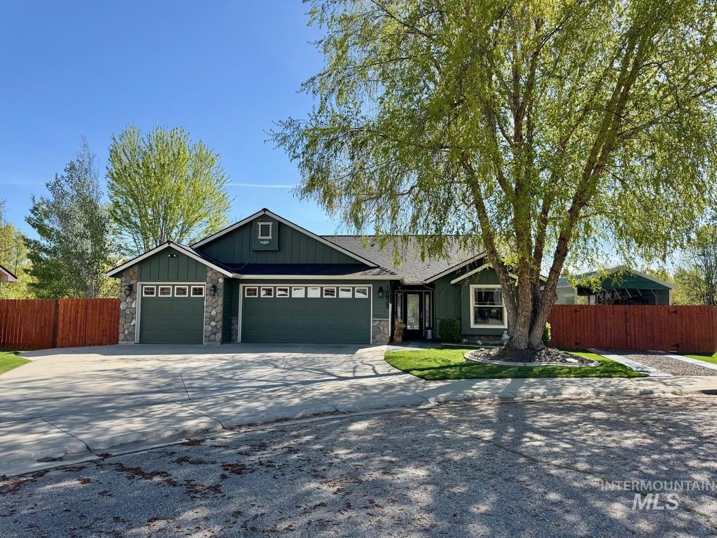Photo of 16825 N Darmady Loop, Nampa, ID 83687 (MLS # 98982505)