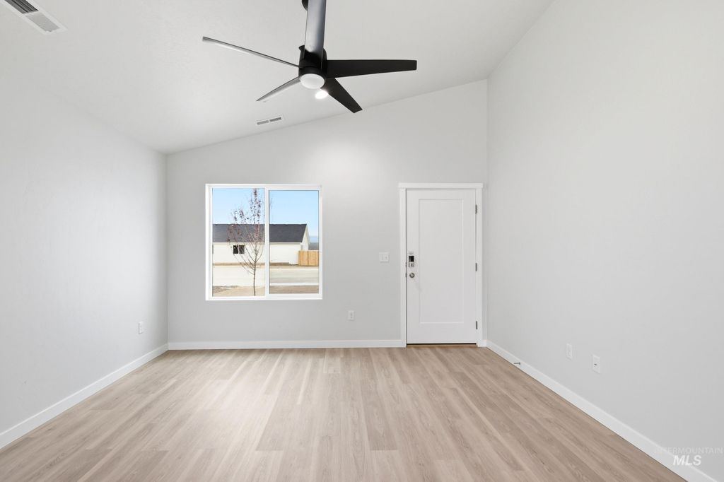 Photo of 519 Pine St, New Plymouth, ID 83655 (MLS # 98978451)