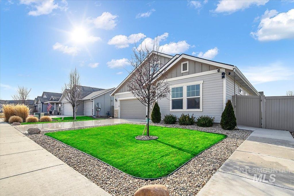 Photo of 19361 Kiowa, Caldwell, ID 83605 (MLS # 98973175)