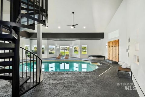 Photo of 2095 N Meridian Rd, Eagle, ID 83616 (MLS # 98973082)