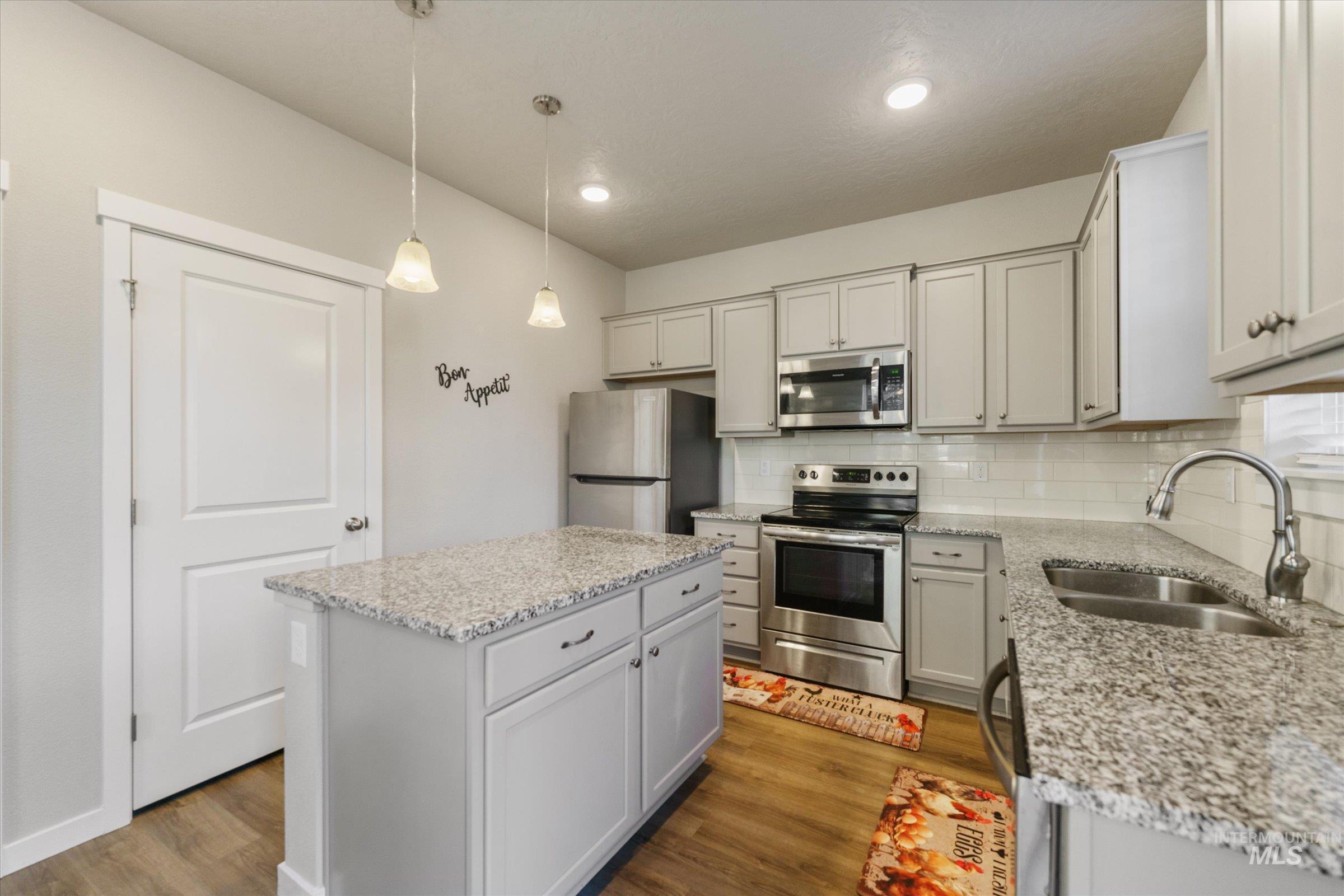 5945 S Boddington Ln