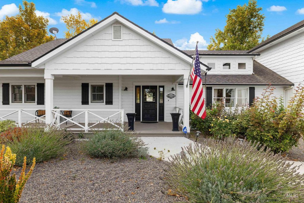 Photo of 2685 N Haven Dr, Eagle, ID 83616 (MLS # 98985659)