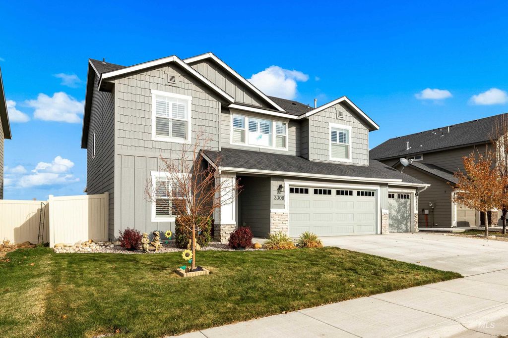 Photo of 3308 W Zarea Dr, Meridian, ID 83642 (MLS # 98968552)