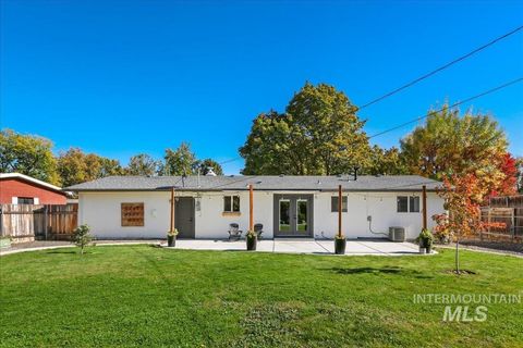 Photo of 3629 E Clement Rd, Boise, ID 83704 (MLS # 98968240)