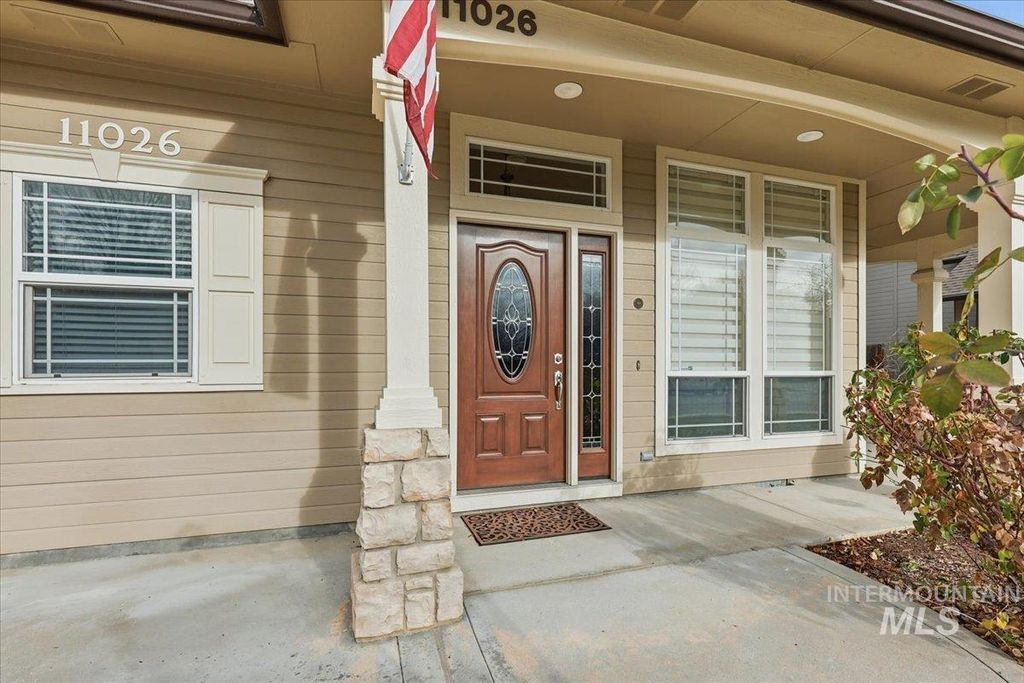 Photo of 11026 W Wagon Pass St, Boise, ID 83709 (MLS # 98971559)