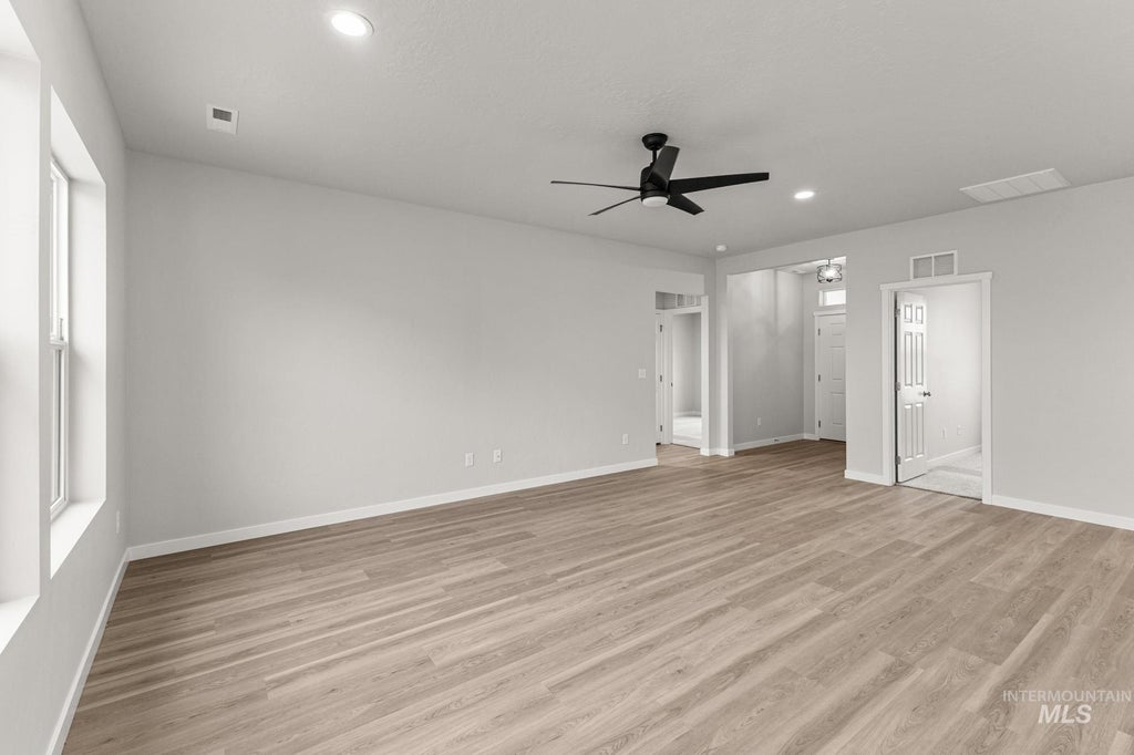 Photo of 4596 S Fort George Ave, Nampa, ID 83686 (MLS # 99002130)