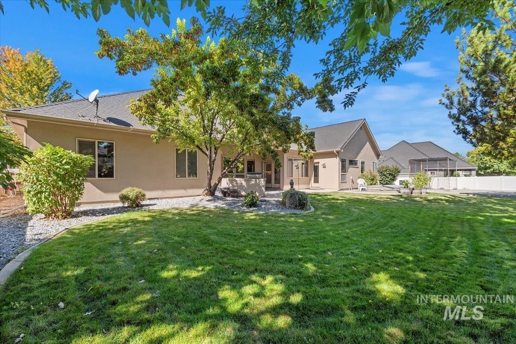 Photo of 2786 S Denali Pl, Meridian, ID 83642 (MLS # 98963646)
