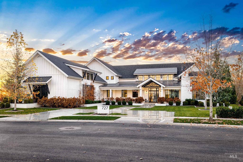 Photo of 727 S Brentbrook Lane, Eagle, ID 83616 (MLS # 98991326)