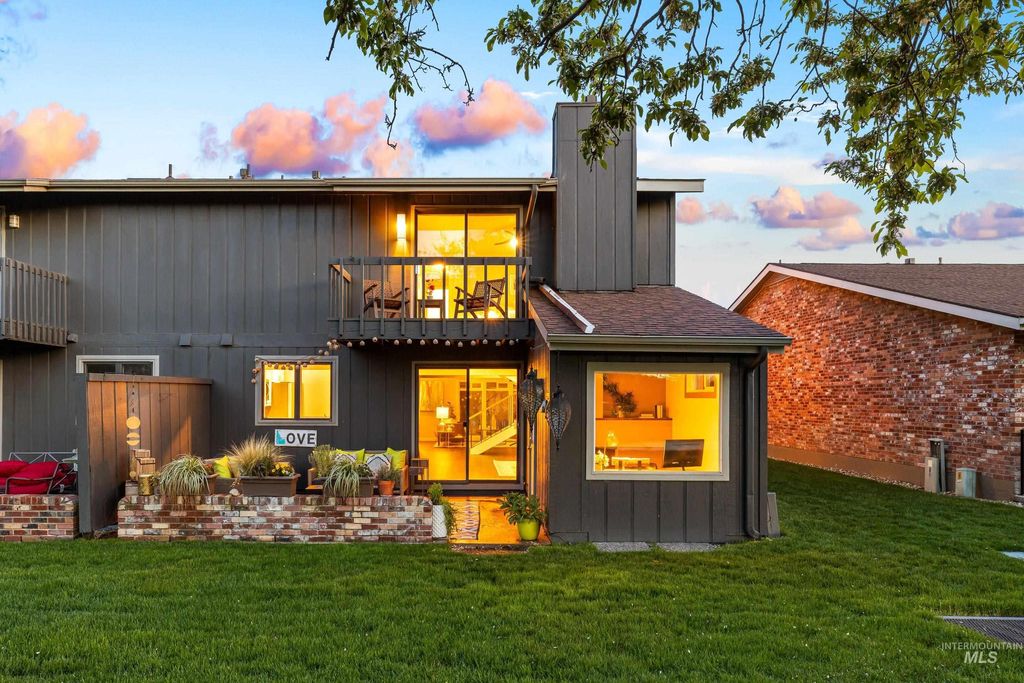 Photo of 4400 W Pasadena Dr #40, Boise, ID 83705 (MLS # 98982325)