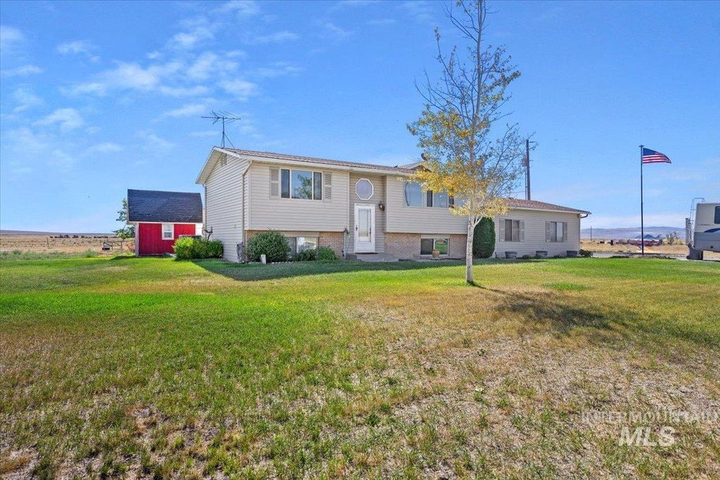 Photo of 2918 2600 E, Twin Falls, ID 83301 (MLS # 98956607)