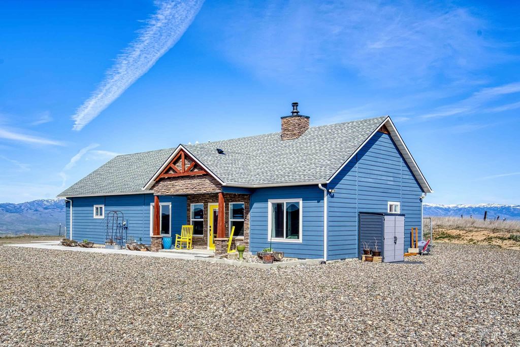 Photo of 2856 Farm To Market Road, Midvale, ID 83645 (MLS # 98979347)