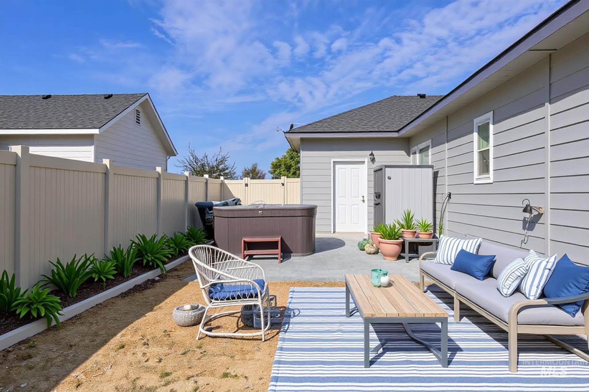 2920 N Sunset Farm Rd.