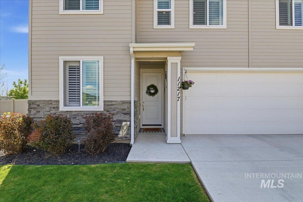Photo of 11217 Aspen Hill Dr, Caldwell, ID 83605 (MLS # 98984775)