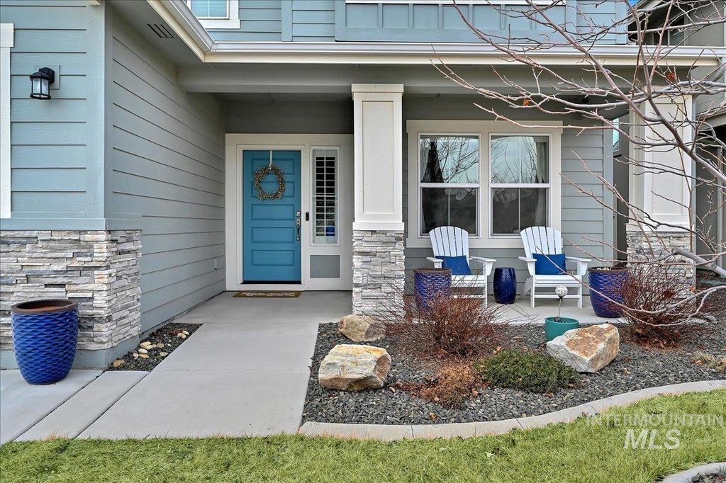 Photo of 7713 S Wagons West Avenue, Boise, ID 83716 (MLS # 98976089)