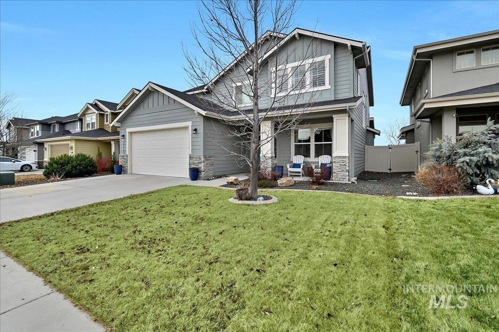 Photo of 7713 S Wagons West Avenue, Boise, ID 83716 (MLS # 98976089)