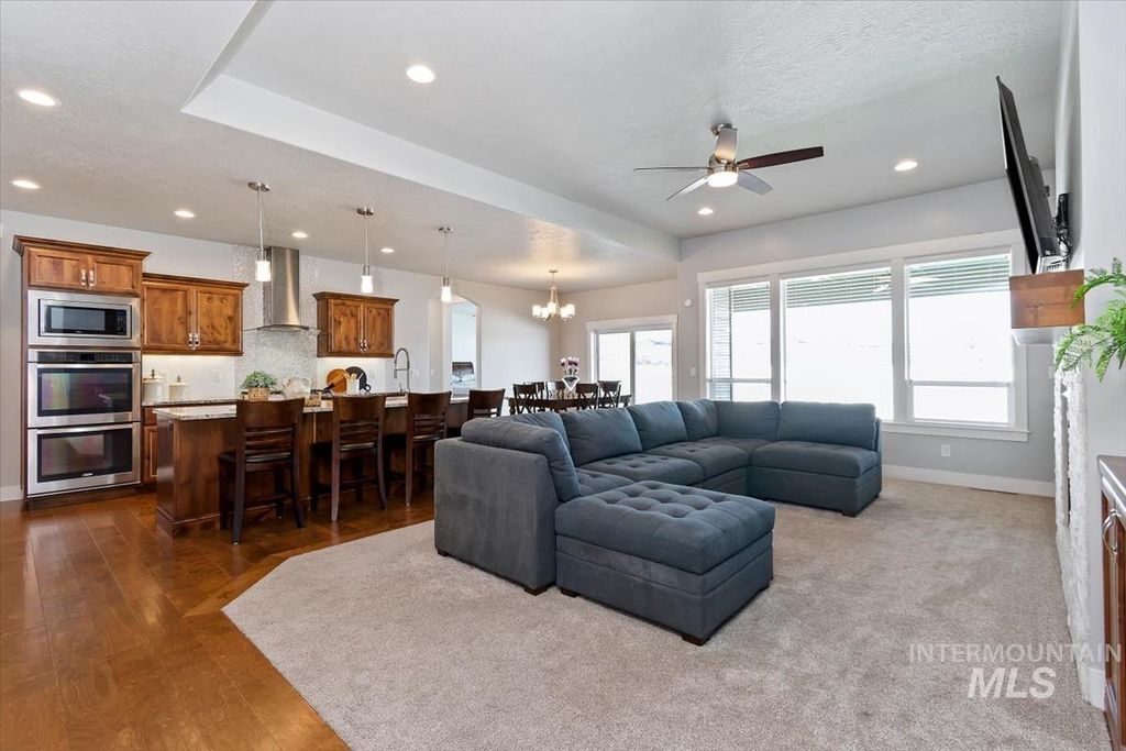 Photo of 5073 S Marsala Way, Meridian, ID 83642 (MLS # 98983225)