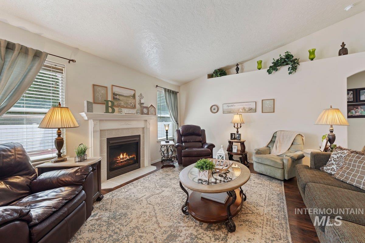54 N Poplar Forest Place