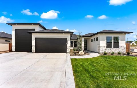 3394 W Retreat St Eagle ID 83616