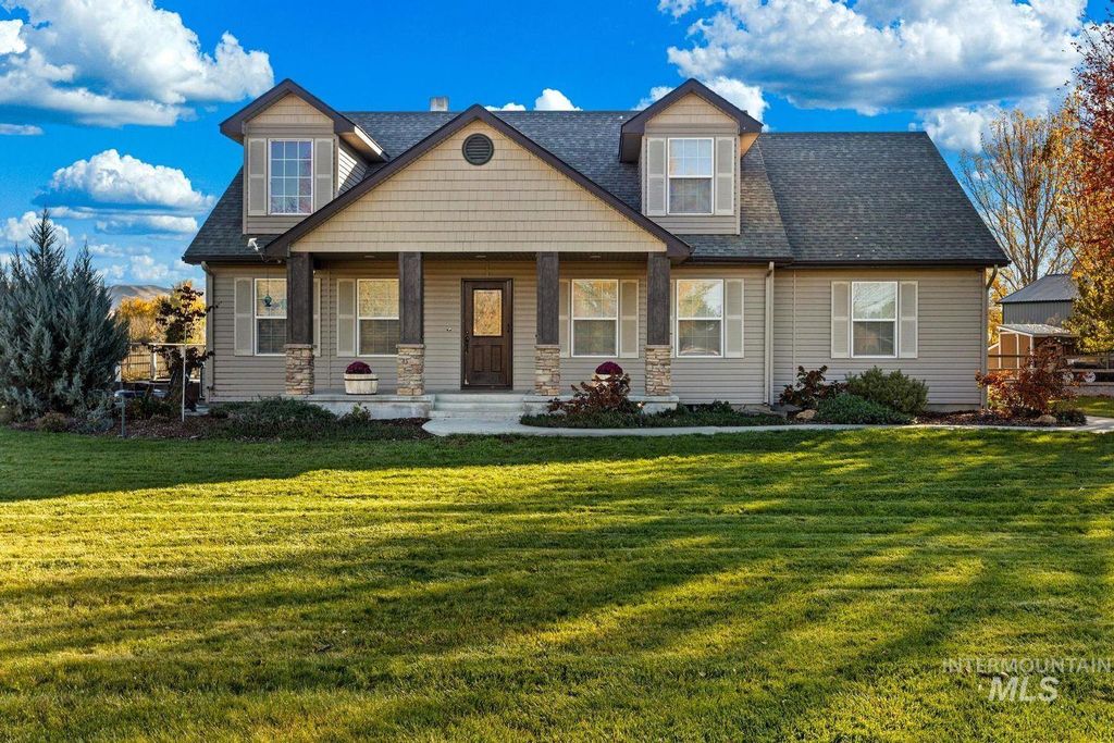 Photo of 2185 Waterwheel Road, Emmett, ID 83617 (MLS # 98972225)