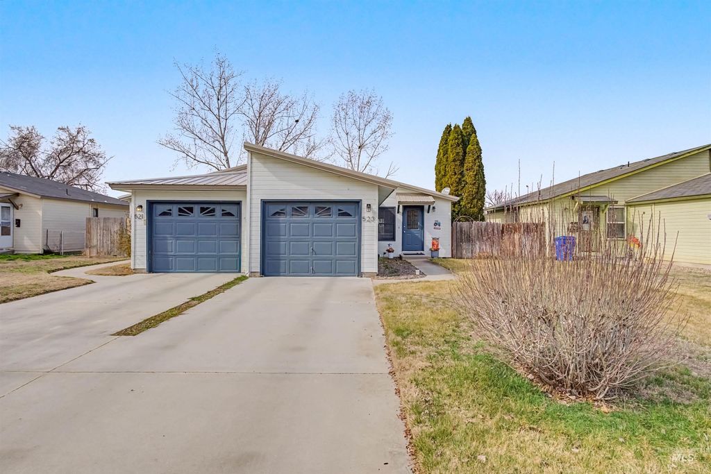 Photo of 523 N 4th, Payette, ID 83661 (MLS # 98977862)