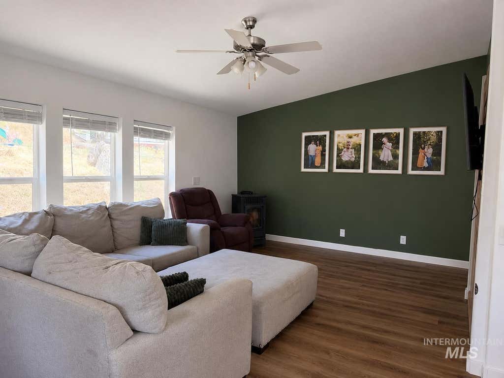 Photo of 1224 Woodside Rd, Cascade, ID 83611 (MLS # 98992752)