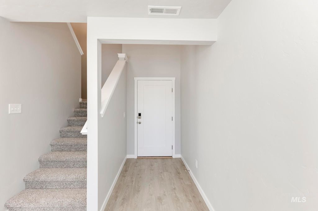 Photo of 107 Bighorn St, Horseshoe Bend, ID 83629 (MLS # 98963157)