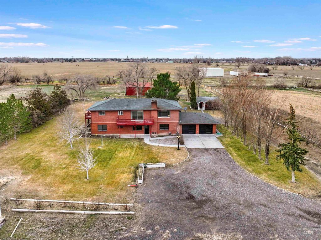 Photo of 1443 E 4300 N, Buhl, ID 83316 (MLS # 98974460)