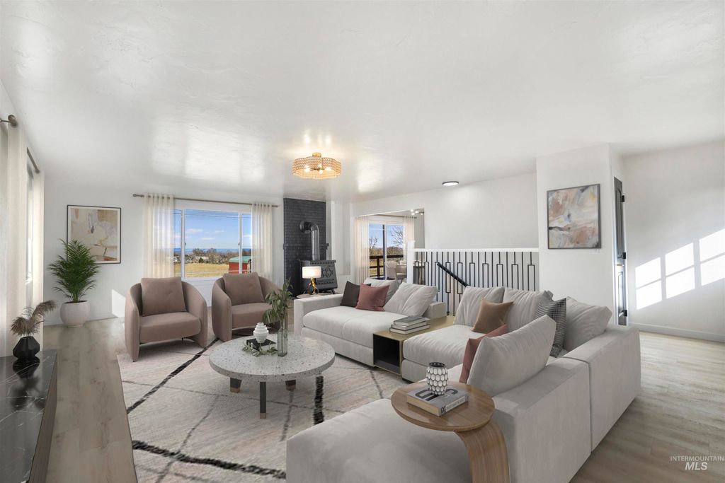 Photo of 1443 E 4300 N, Buhl, ID 83316 (MLS # 98974460)