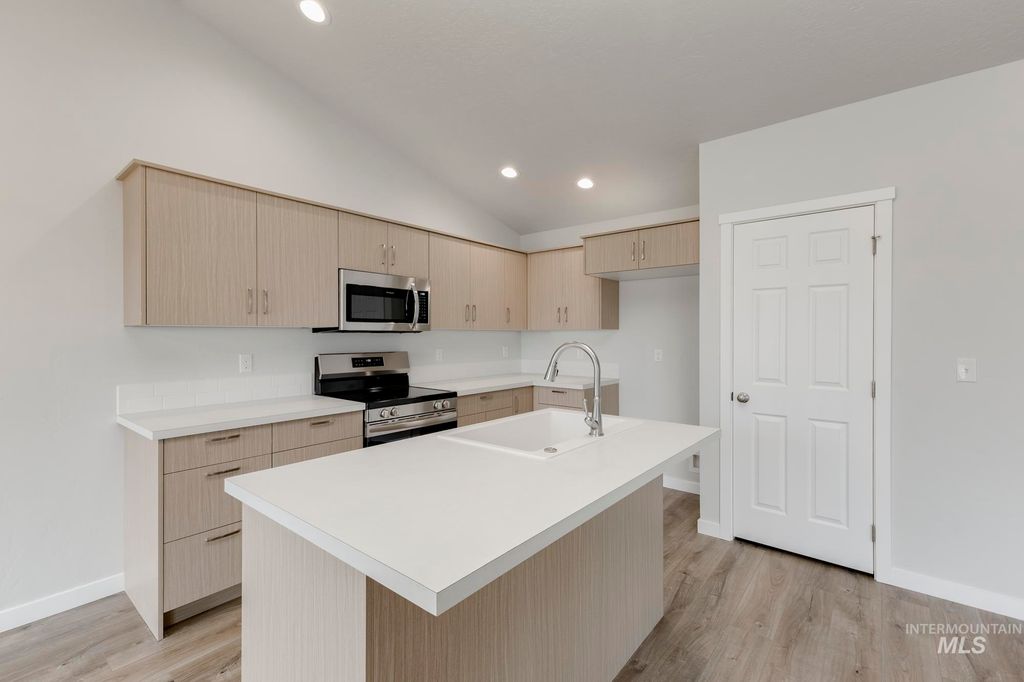 Photo of 7406 S Menzingers Ave, Meridian, ID 83642 (MLS # 98967490)