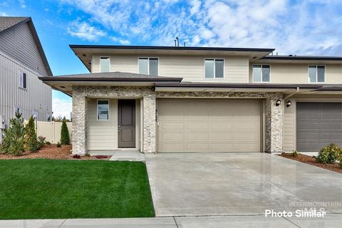 Photo of 1784 N Big Star Ave, Eagle, ID 83616 (MLS # 98987115)