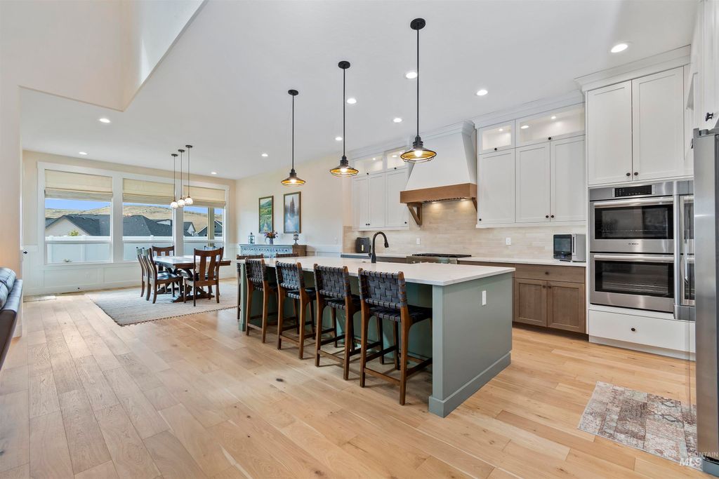 Photo of 9351 W Sooty Grouse Ct, Boise, ID 83714 (MLS # 98974660)