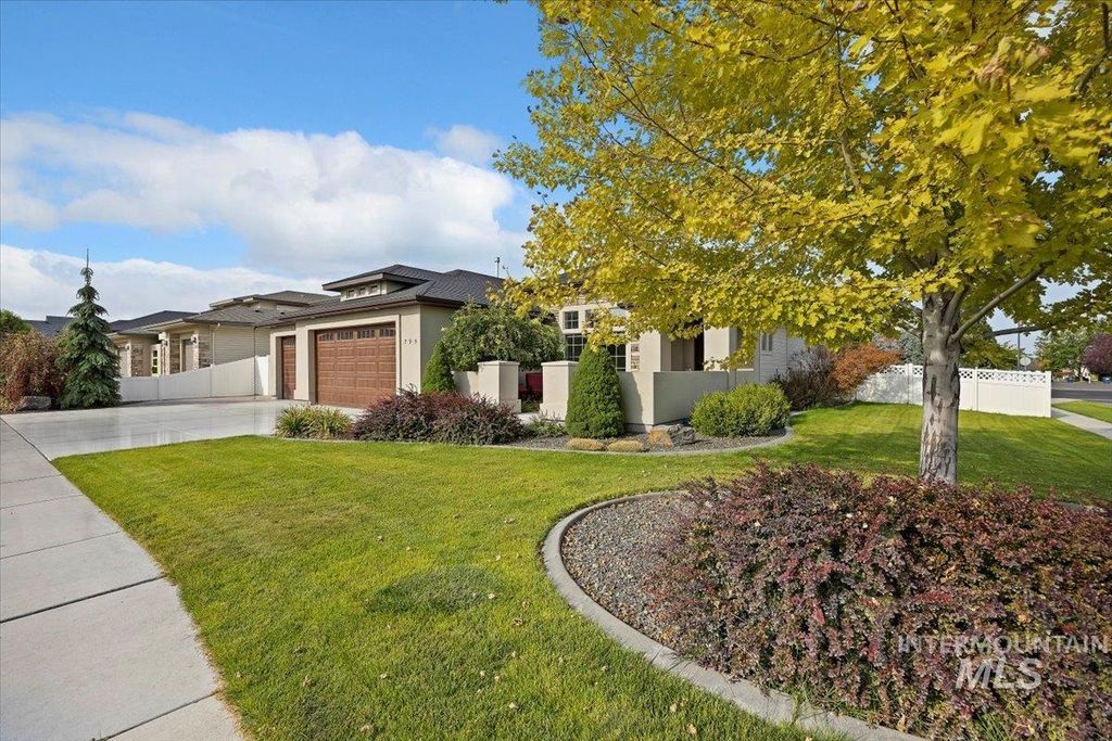 Photo of 795 Sun Peak Way, Twin Falls, ID 83301 (MLS # 98960987)