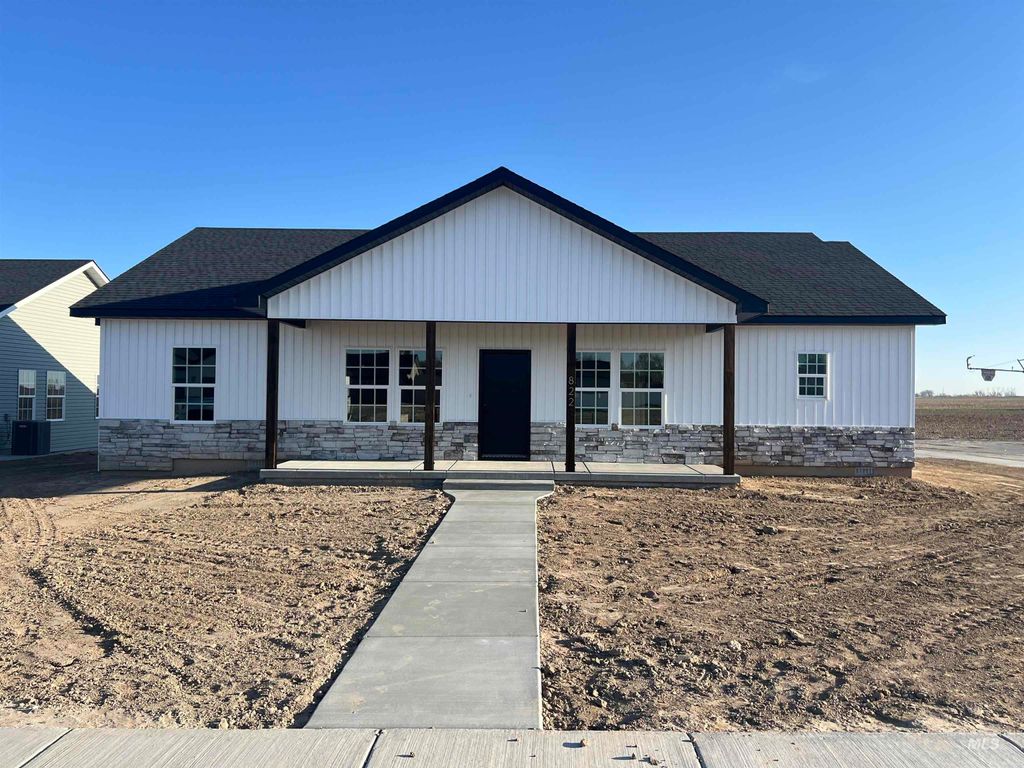 Photo of 822 23rd Ave E, Jerome, ID 83338 (MLS # 98933178)