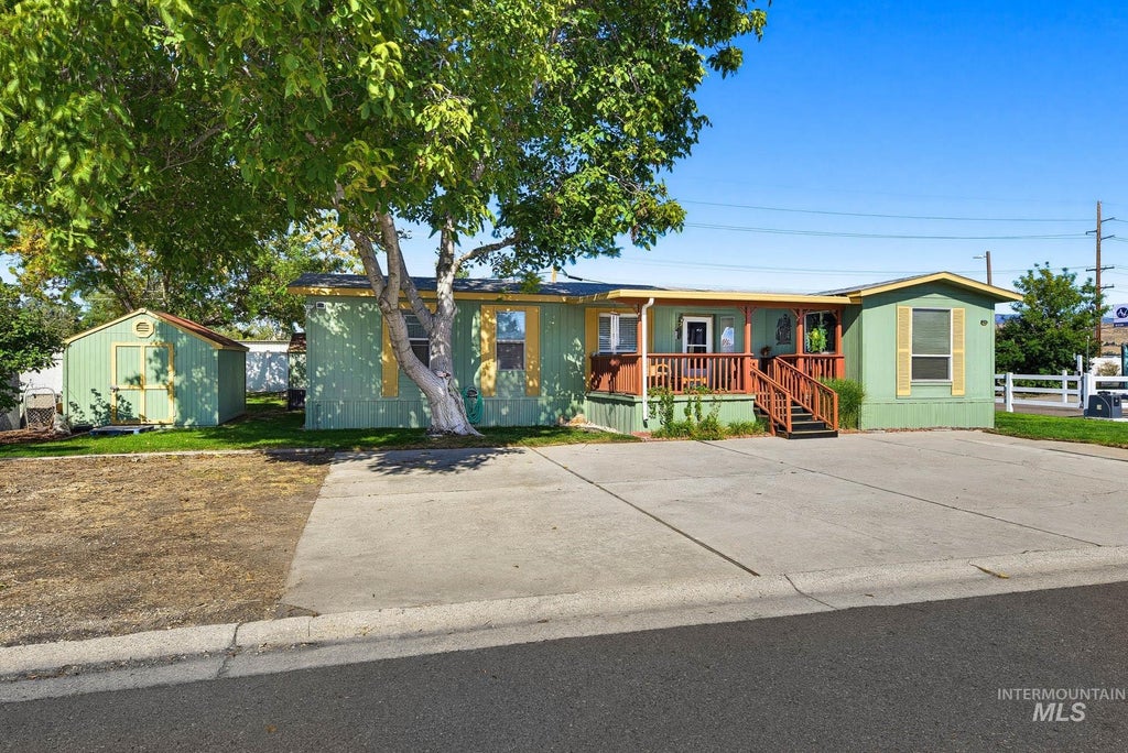 Photo of 5787 N Confederate Ln, Garden City, ID 83714 (MLS # 99001570)