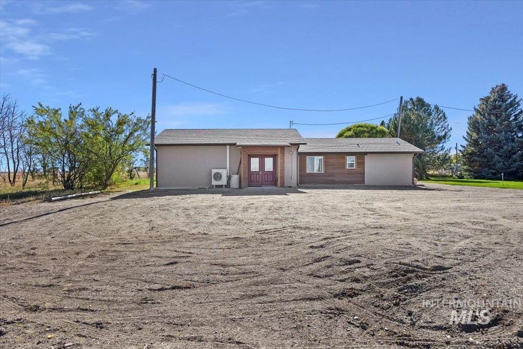 Photo of 410 N 400 E, Rupert, ID 83350 (MLS # 98965467)