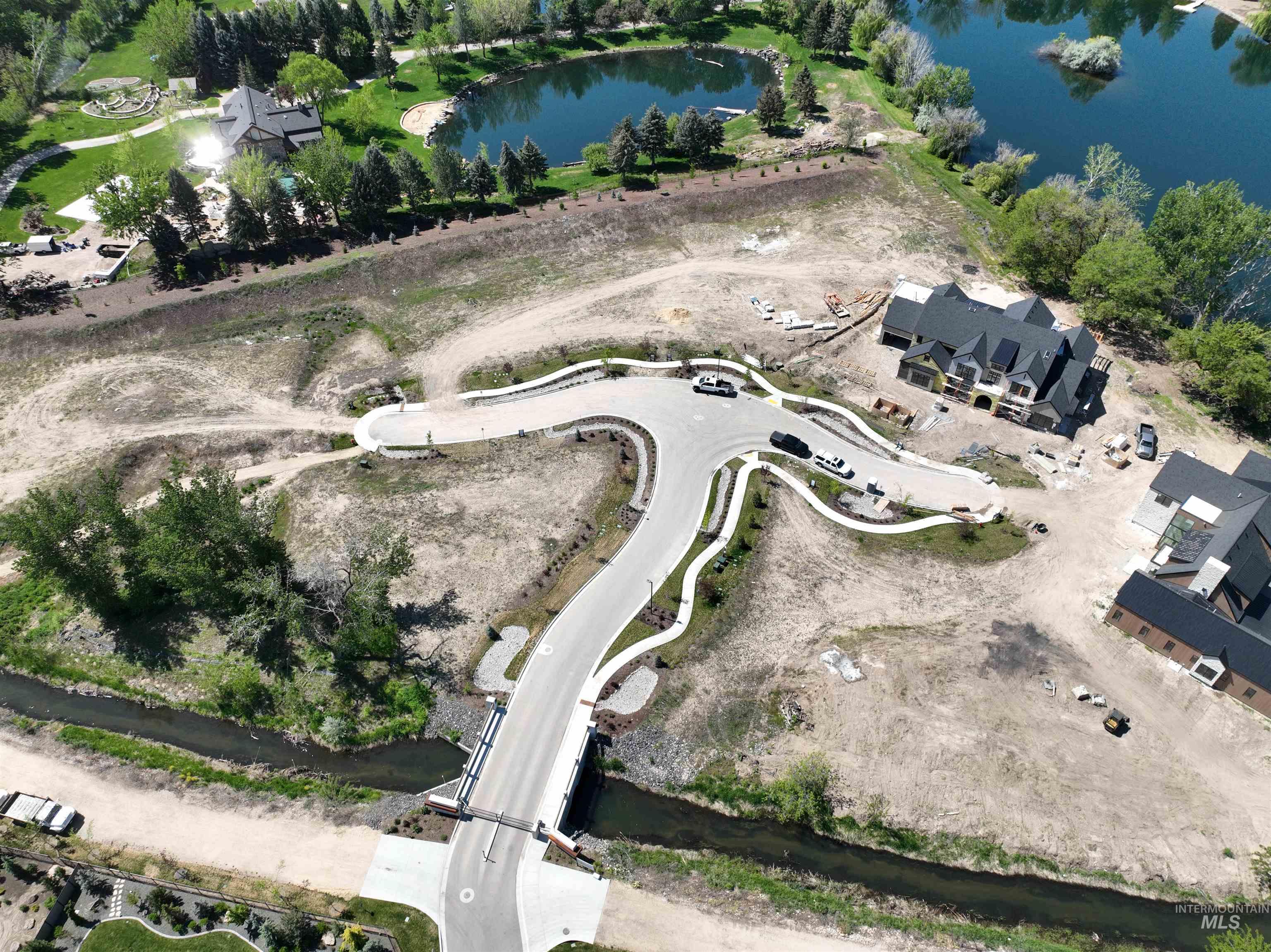 View of property location featuring a large body of water