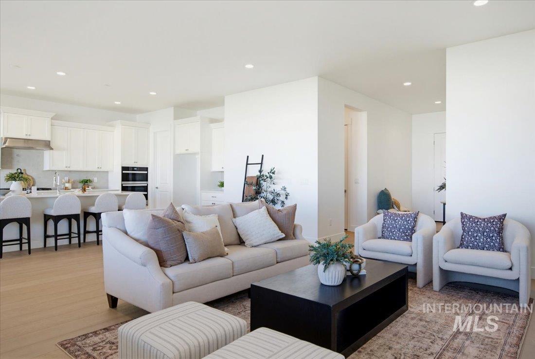 14689 Serenity Point St