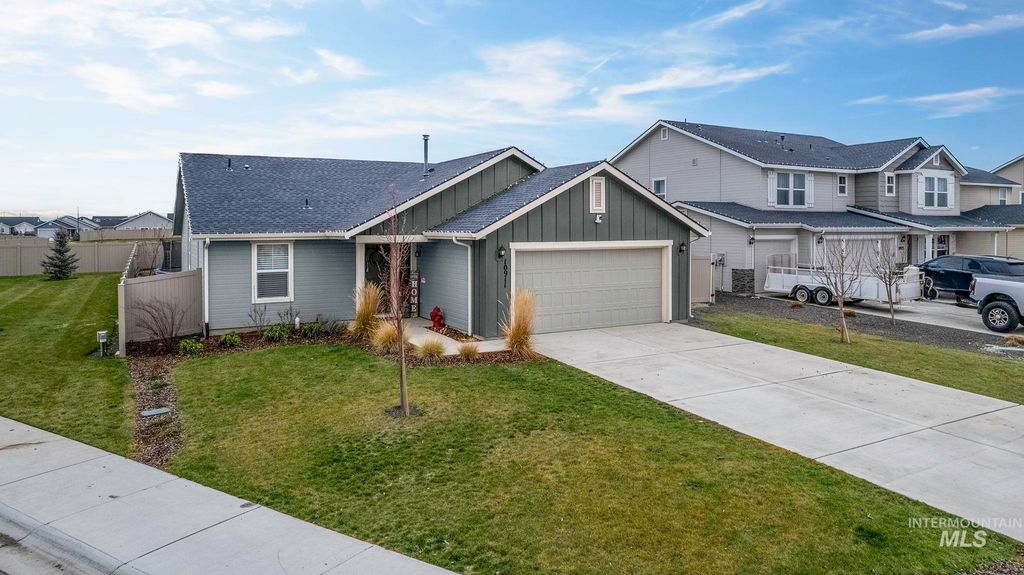 Photo of 10911 Parachute Court, Caldwell, ID 83605 (MLS # 98971216)