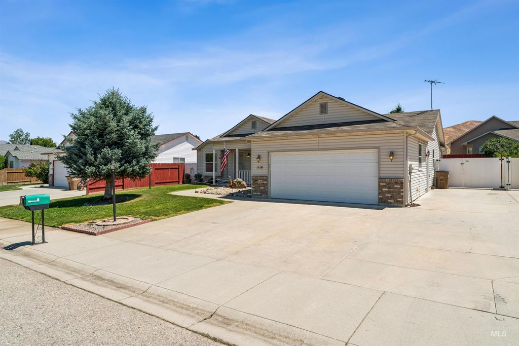 Photo of 1114 Feltham Peak Dr, Emmett, ID 83617 (MLS # 98991551)