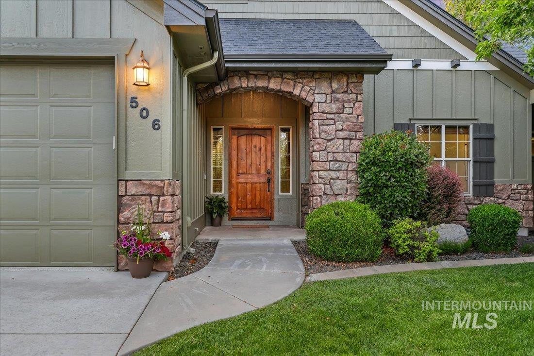 506 E Havasu Falls St.