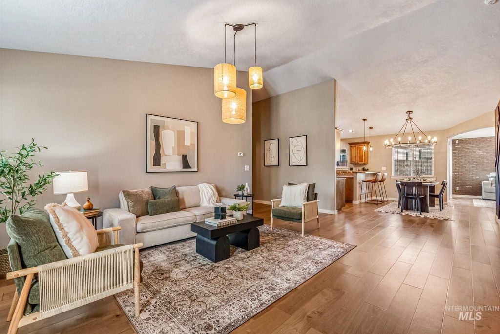 Photo of 2015 S Sandcrest Loop, Nampa, ID 83686 (MLS # 98975402)