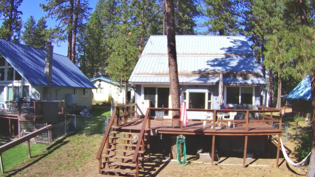 Photo of 314 Lapwai St, Winchester, ID 83555 (MLS # 98962506)