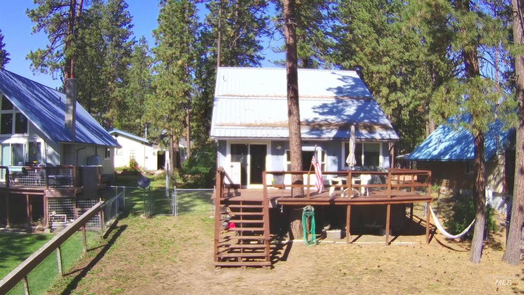 Photo of 314 Lapwai St, Winchester, ID 83555 (MLS # 98962506)
