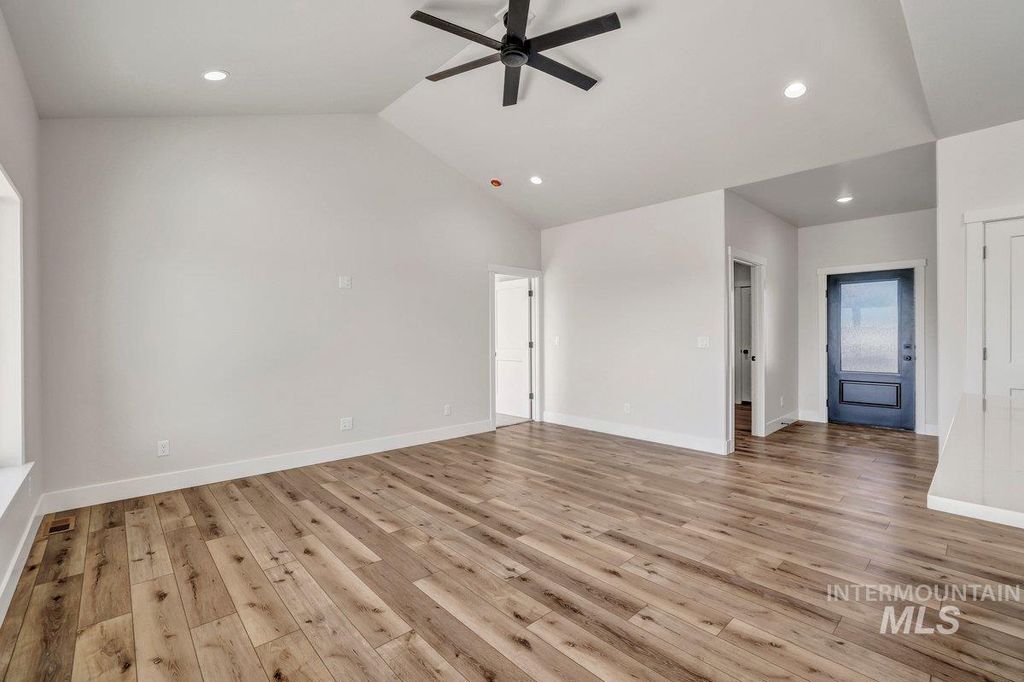 Photo of 961 Gregory Way, Twin Falls, ID 83301 (MLS # 98978408)