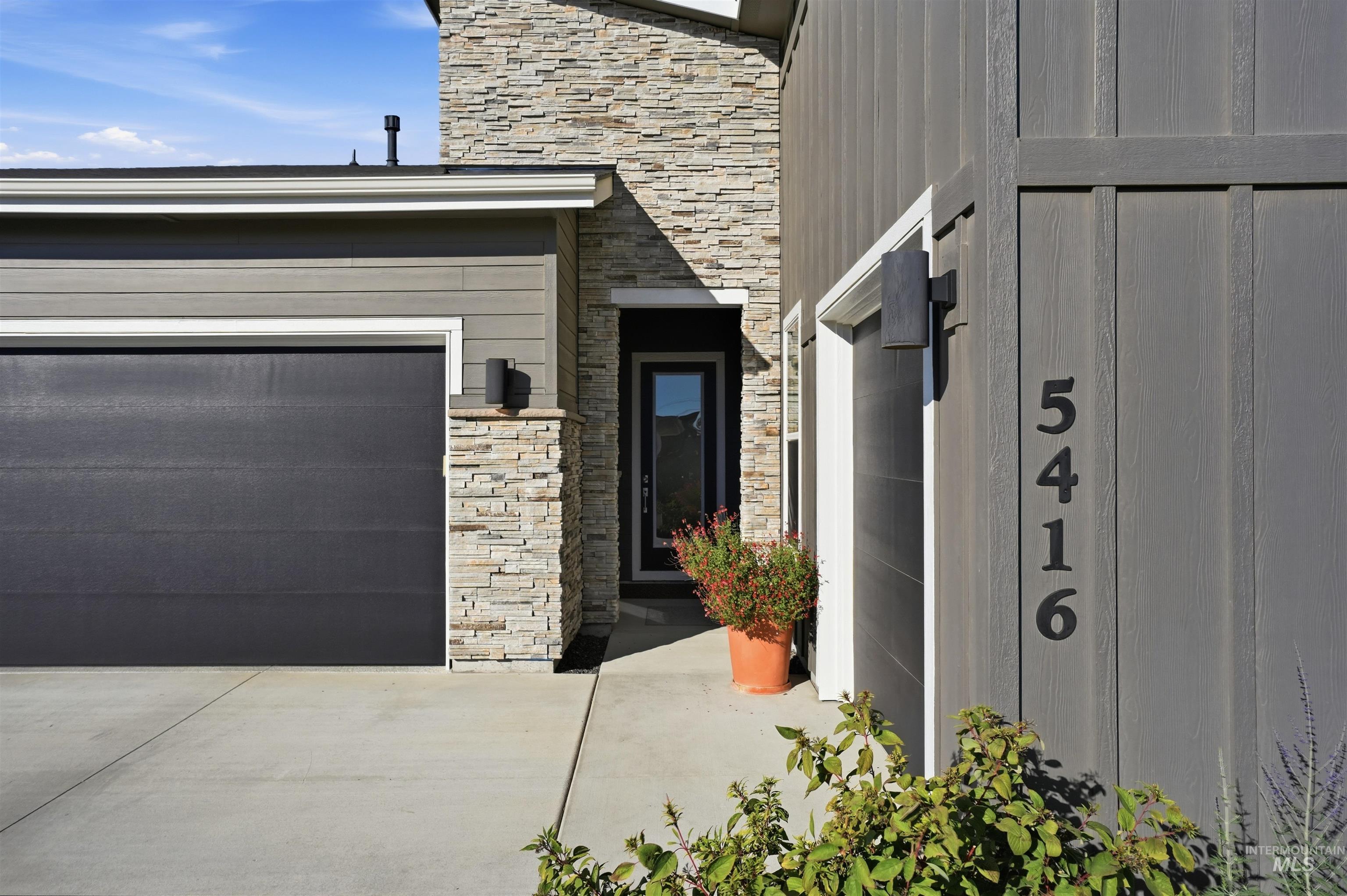 5416 Sparky Ave