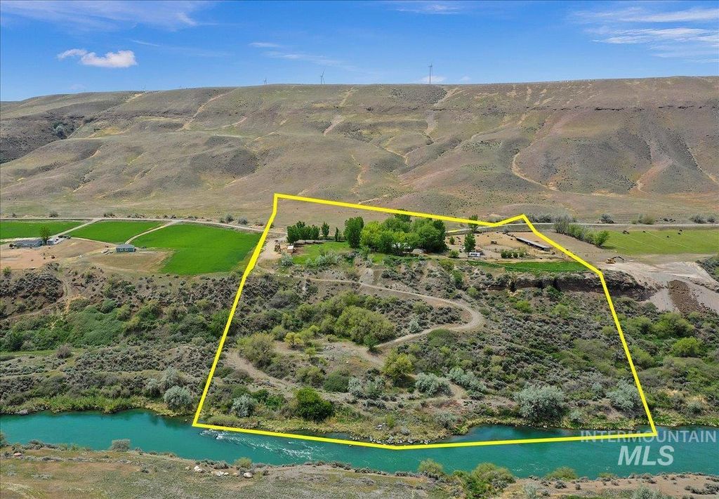 Photo of 6252 King Hill Canal Road, Bliss, ID 83314 (MLS # 98946596)