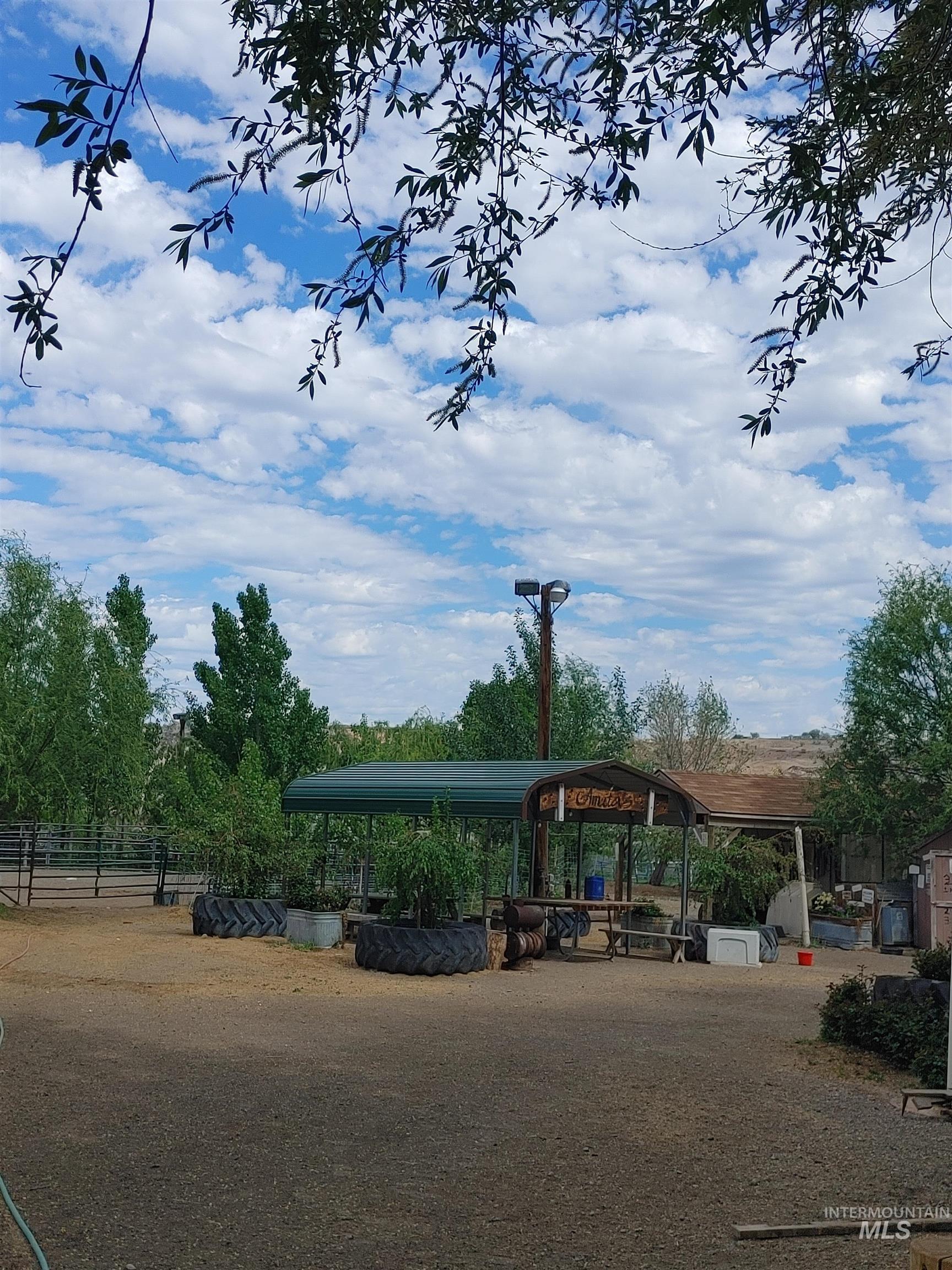 View of home's community